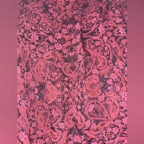 Women's Red and Black Paisley Halter Dress Size Medium - Picture 3 of 3